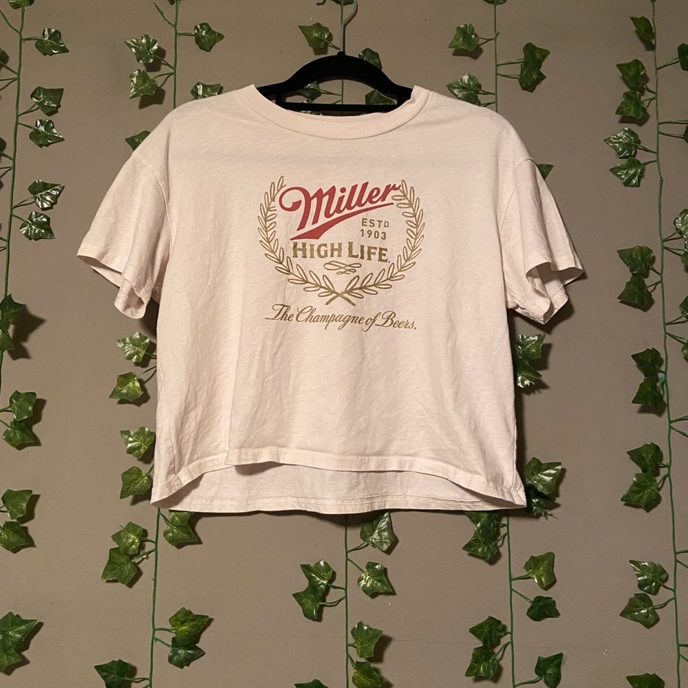 women’s crop top